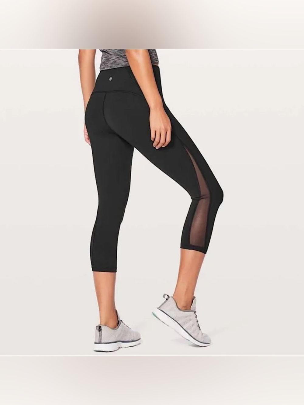 Lululemon Train Times Crop 21" Sz 4